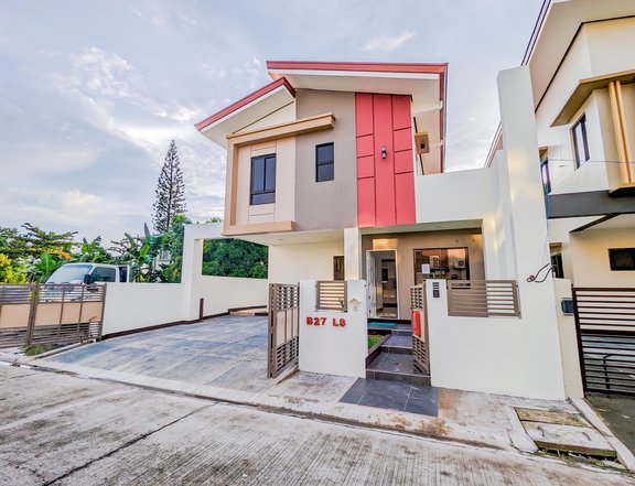 Ready to Move-in 4-bedroom Detached House For Sale in Imus Cavite