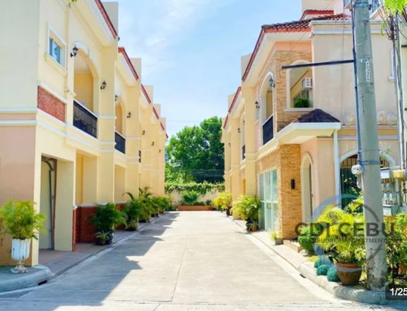 For Rent Beautiful Three Bedrooms Townhouse in San Fermin