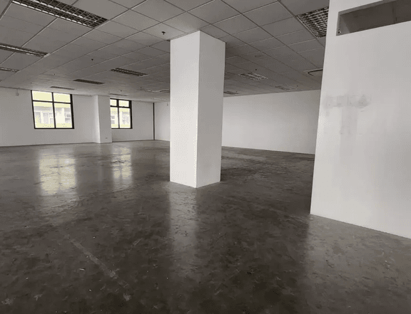 Warm Shell Office Space for Lease in Quezon City 1000 sqm