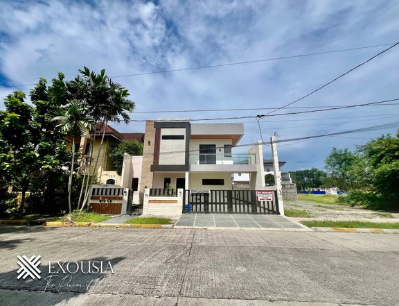 6-bedroom Single Attached House and Lot For Sale in Anabu Imus Cavite The Grand Parkplace