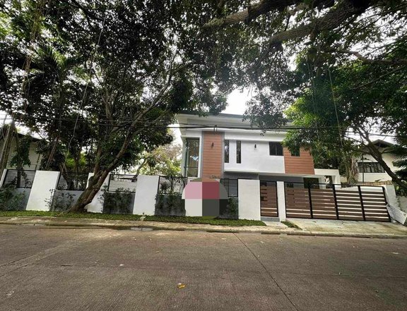 Brandnew 5-bedroom House For Sale in Ayala Alabang Muntinlupa