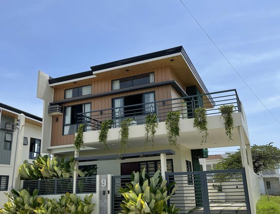 4-bedroom Single Attached House For Sale in Cagayan de Oro
