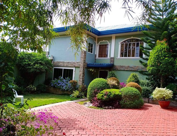 2 Storey House for sale in Cabantian  and 1Bungalow house 8.5M Net