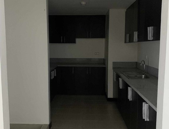 3-Bedroom 77 Sqm. Condo Rent2Own/RFO Near Makati&BGC,MOA,NAIA Airport