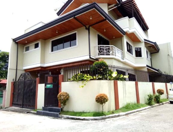 3-Storey Fully-finished 5-bedroom Single-Detached House & Lot in Lawaan II, Talisay City, Cebu