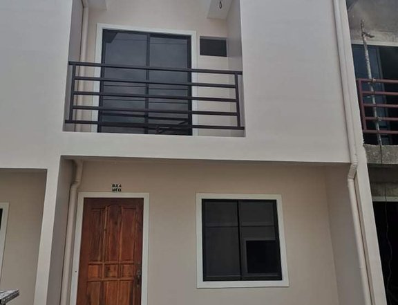 RFO and pre selling 2 bedroom townhouse for sale in lapu-lapu city