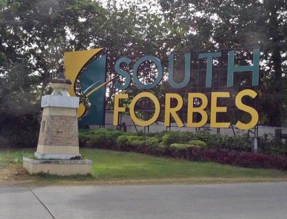 Rush Condominium For Sale in Southforbes Cavite
