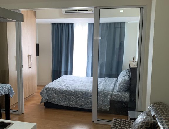 28sqm 1 BR fully furnished condo unit in Acqua Residences Mandaluyong