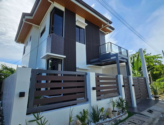 BRAND NEW RFO: 4-bedrooms House & Lot  w/ Balcony for Sale in Marigondon, Lapu-Lapu