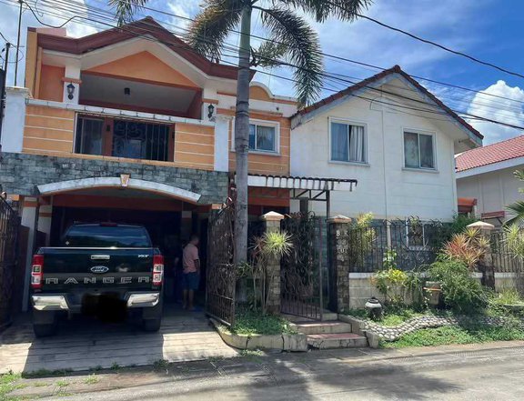 Pre-Owned 3 bedroom, 3 bathroom and 2 car space garage single detached house & lot for sale antipolo
