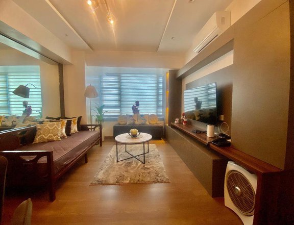78.00 sqm 2-bedroom St Francis Shangrila Condo For Sale in Mandaluyong