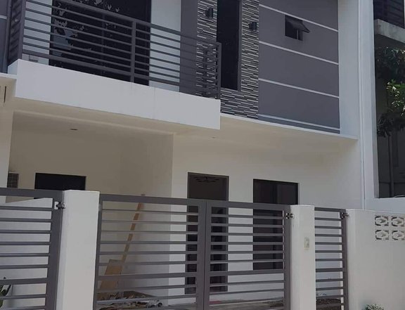 4-bedroom Duplex For Sale in West Fairview Quezon City
