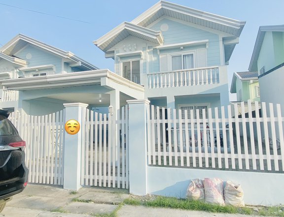 3 Bedrooms, House and lot inside Timog Residences nearest to Clark