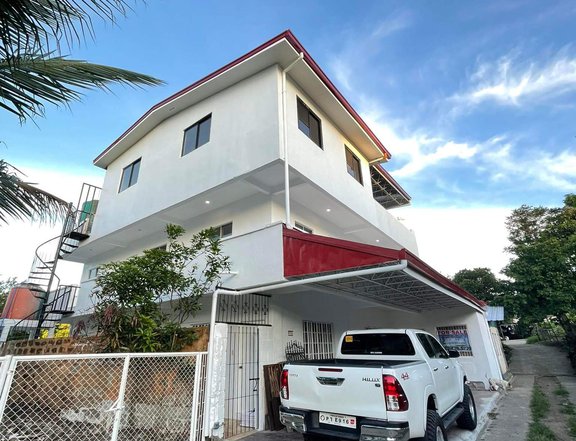 14-bedroom House For Sale in Tagaytay Cavite good for Renting