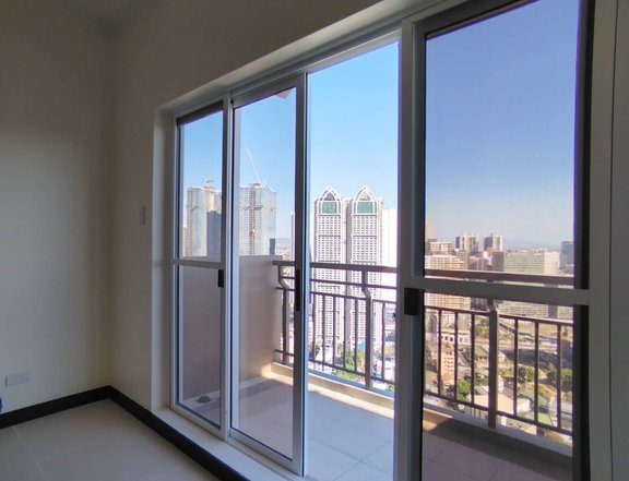 Rush sale 3BR with parking Condo for sale