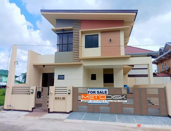 MOVE IN TO YOUR DREAM HOME LOCATED AT GRAND PARKPLACE IMUS CAVITE
