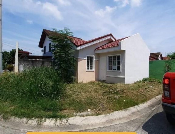 3-bedroom House For Sale in Bacoor Cavite