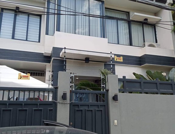 RFO 4-Bedroom Townhouse For Sale in Quezon City Metro Manila