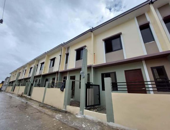 2 bedroom townhouse for sale in Lipa Batangas