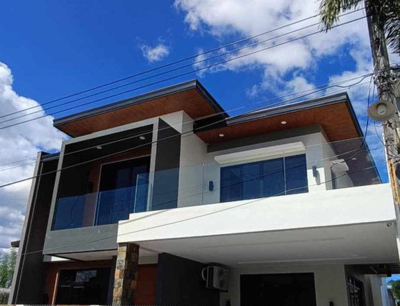 BRANDNEW HOUSE FOR SALE  Located in Angeles City  Near Marquee Mall, Landers, and AUF