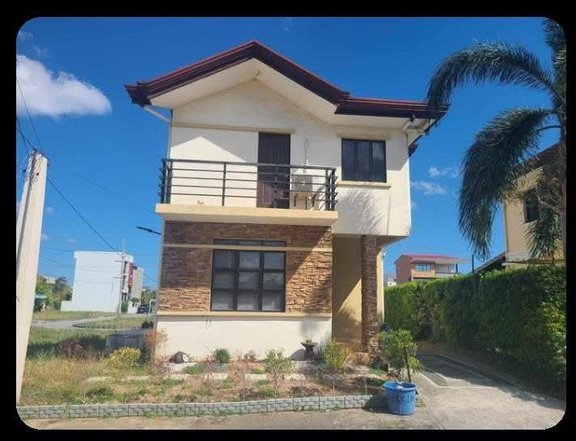 Pre-Owned Antel Grand Village 3-bedroom Single Detached House For Sale in General Trias Cavite