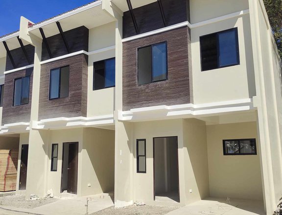 Pre-selling Townhouse For Sale in Carcar Cebu