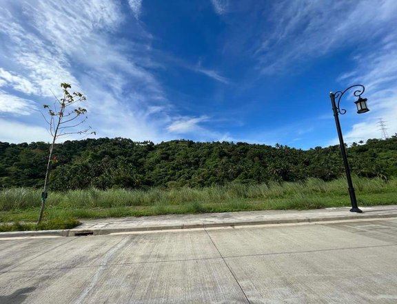 Residential Lot For Sale in Domaine Le Jardin, Lucerne, Tagaytay