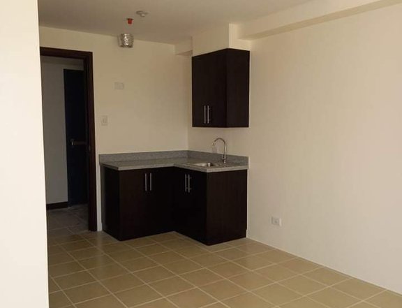 Rent to Own 10K monthly Condo For Sale in Santa Mesa Manila City