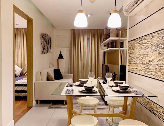 1 Bedroom Unit Rent to Own in Mandaluyong Connected to MRT 3