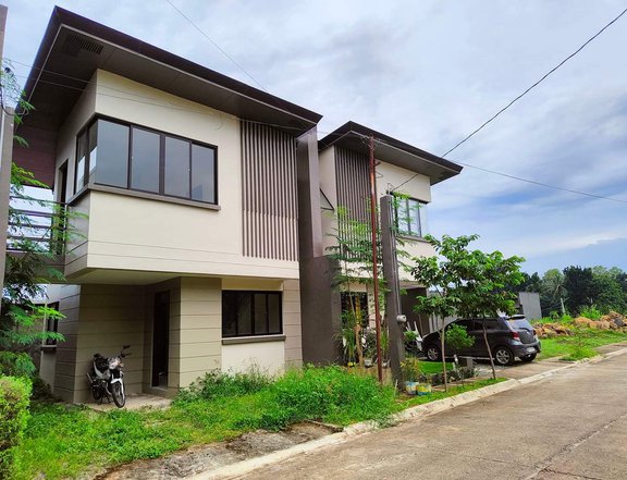 Modern Design Townhouse