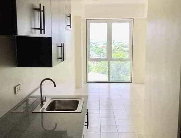 For Sale 2 Bedrooms Condominium in Pioneer Street Ready for Occupancy