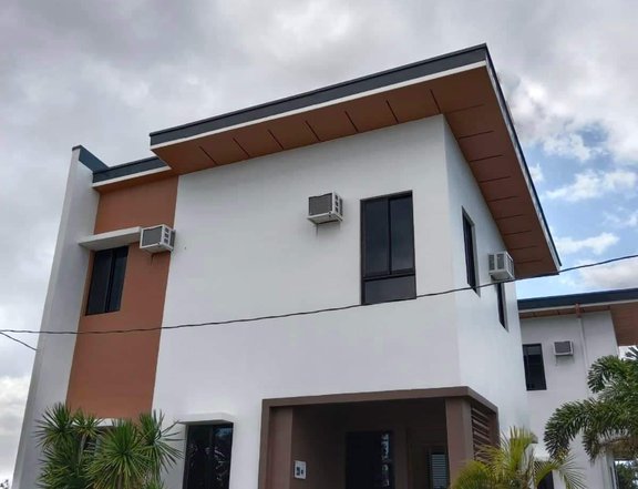 Available pre selling House and Lot in Lipa city Batangas