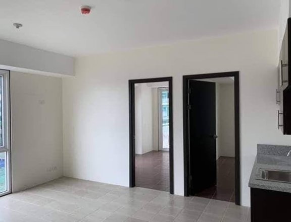 Rent to Own 2 bedroom Condo 25k/mo 5%DP move-in near Eastwood Ortigas