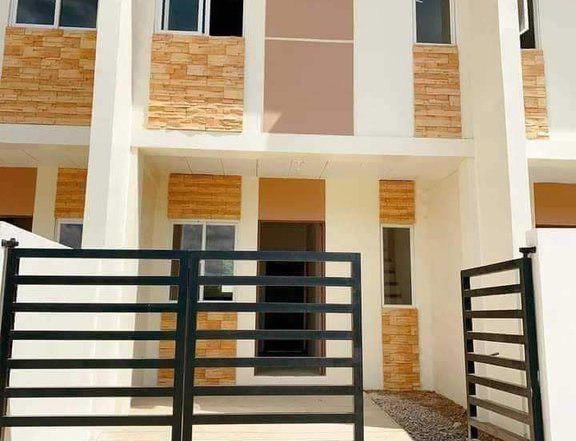 Provision for 2-3 Bedroom Townhouse For Sale in Padre Garcia, Batangas