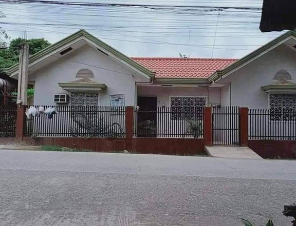 2-bedroom Duplex / Twin House For Sale in Minglanilla Cebu