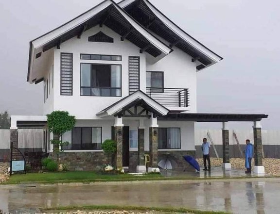 BEACHFRONT HOUSE AND LOT IN ARGAO CEBU HASSLE FREE NO REQUIREMENTS