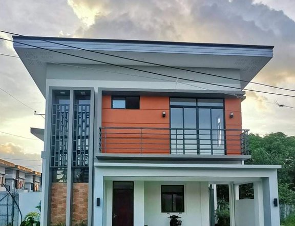 Ready for occupancy 4 bedroom single detached house  in talisay cebu