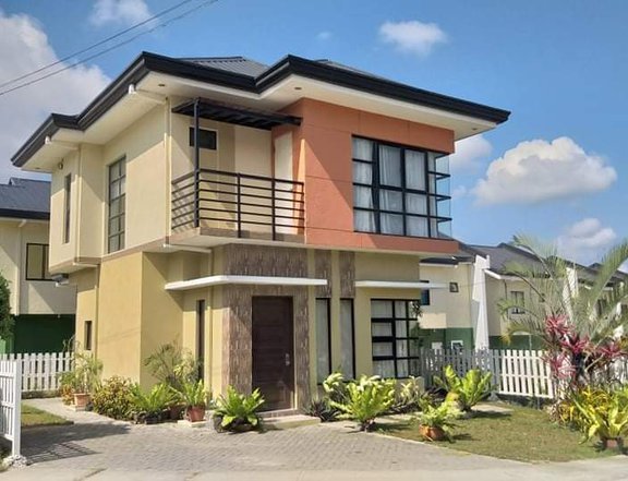 4 bedrooms ready to occupy house and lot in consolacion