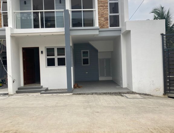 Discounted 3-bedroom Townhouse Rent-to-own in Caloocan Metro Manila