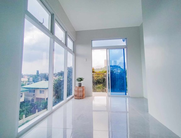 47.76 sqm 1-bedroom Condo For Sale