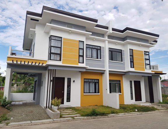 3-bedroom Duplex / Twin House For Sale in Minglanilla Cebu
