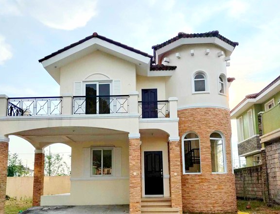 4 Bedroom Ready for Occupancy House for Sale in General Trias Cavite