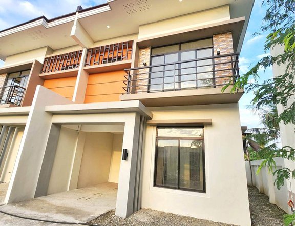 4-bedroom Single Attached House For Sale in Talisay Cebu