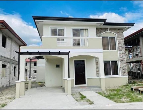 3 bedrooms and single detached house and lot For Sale in Angeles Pampa