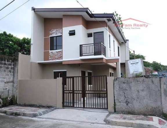 FOR SALE 3BEDROOM 3T&L 2STOREY SINGLE ATTACHED EAGLE RESIDENCES 30K RF