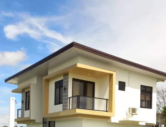 3-bedroom Duplex/Twin House For Sale in Magalang Pampanga