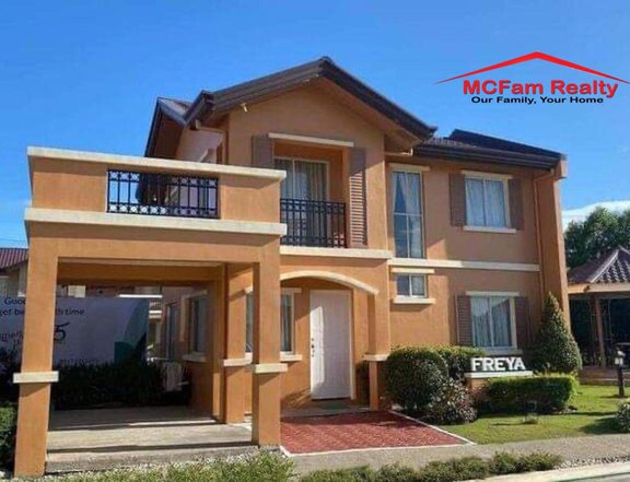 5-bedroom Single Attached House For Sale in Valenzuela Metro Manila