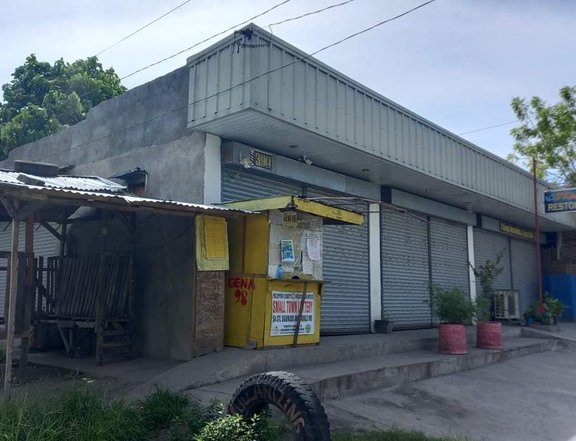 RUSH for sale Commercial Lot andd Building along the road!!!
