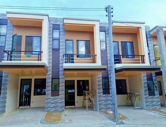 3-bedroom Townhouse For Sale in Consolacion Cebu