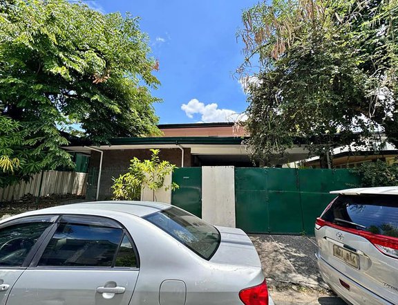 2-bedroom House For Sale in Makati Metro Manila